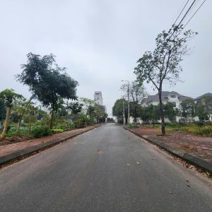 Hàng Cực Hót! Bán nhà khu Than Nâu, Khoái châu. DT 72.5m2. vị trí trung tâm, đắc địa Khoái Châu