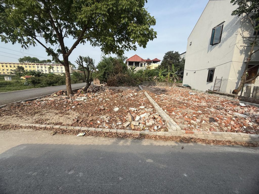 Bán nhanh lô đất 135,4 m² vị trí đắc địa để đầu tư