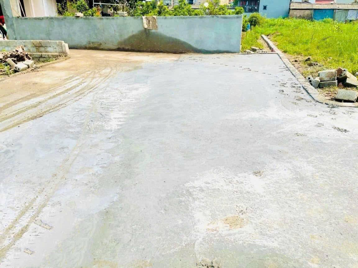 Bán đất lô góc tại Tân Tiến, 42 triệu / m2, 79 m2, pháp lý đầy đủ, đẹp xuất sắc