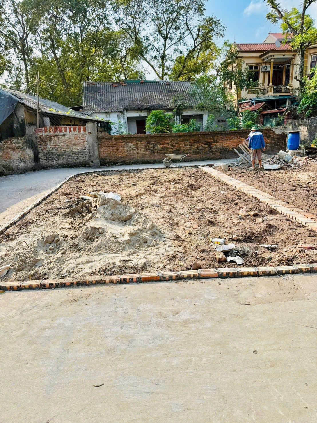 Bán 4 lô f0 siêu hot vị trí vàng cửa ngõ đại đô thị Vin 2.3 giá siêu tốt đầu tư